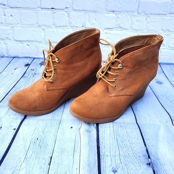 MERONA SUADE WEDGES - Picture 1 of 7